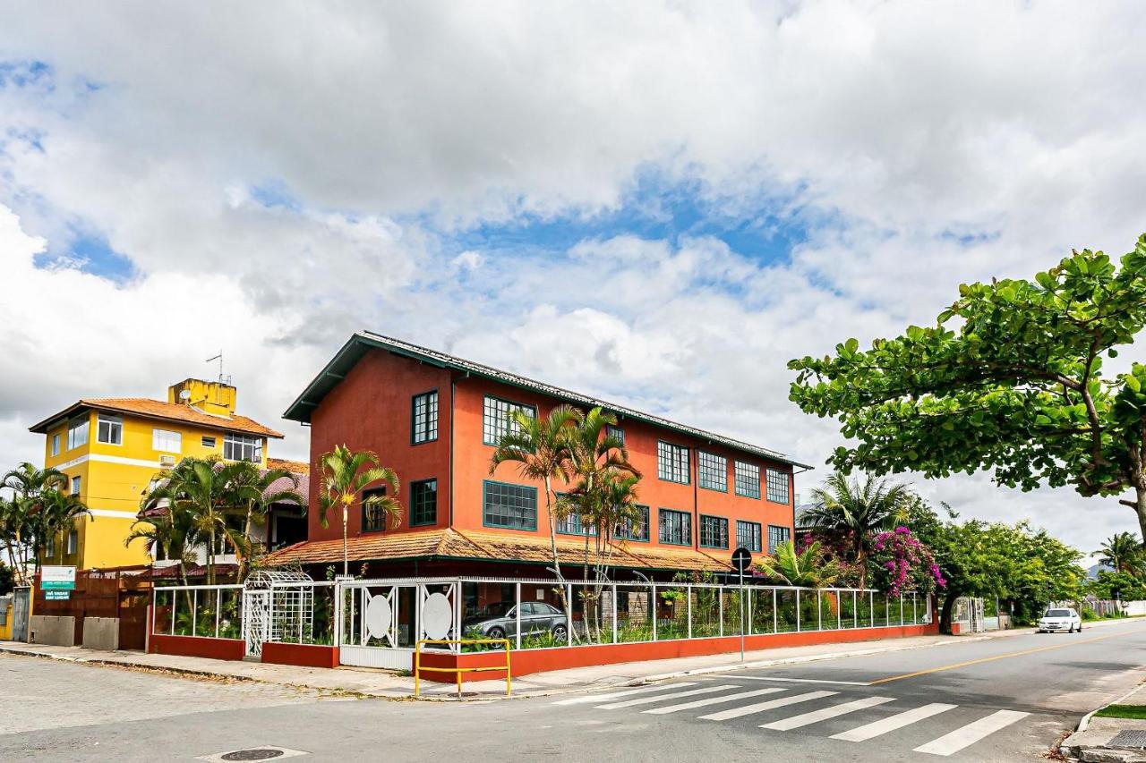 Studios Duplos E Individuais 450M Da Praia Rai Florianópolis Exteriör bild