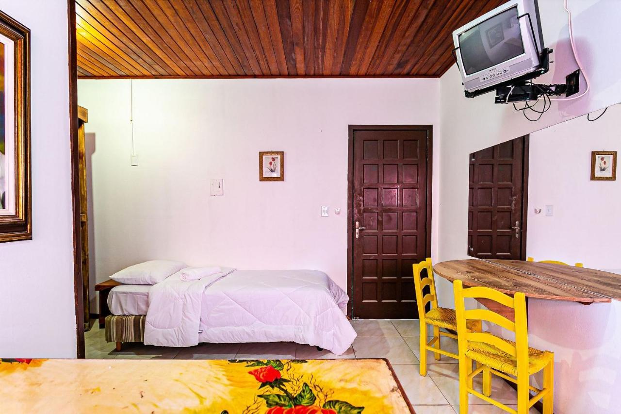 Studios Duplos E Individuais 450M Da Praia Rai Florianópolis Exteriör bild